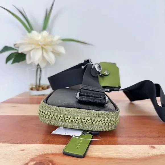 NWT Coach Multifunction Phone Pack In Signature Canvas With Camo Print